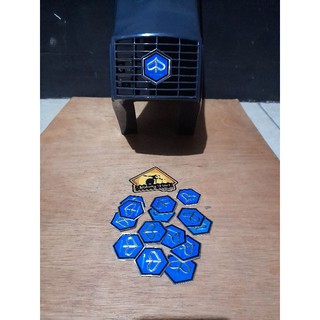 Phụ kiện logo trang trí cho xe vespa