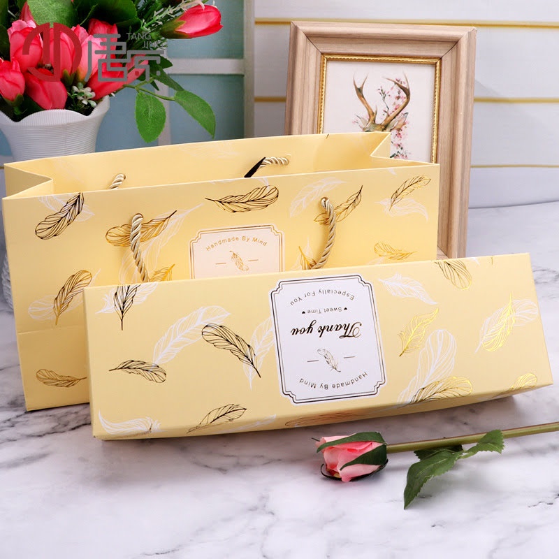 TD23_SET Hộp giấy đựng bánh dứa, donut, cookies +kèm túi xách
