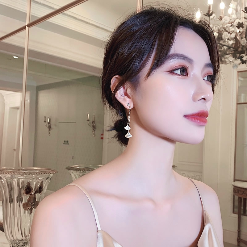 Bông tai bạc 925 dáng dài hình quạt đính kim cương nhỏ sang trọng phong cách Hàn Quốc đơn giản nhẹ nhàng cao cấp