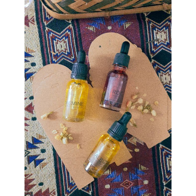 DẦU Ủ HOA DƯỠNG DA ( SẢN PHẨM HANDMADE )