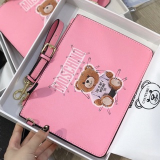 Cluth moschino