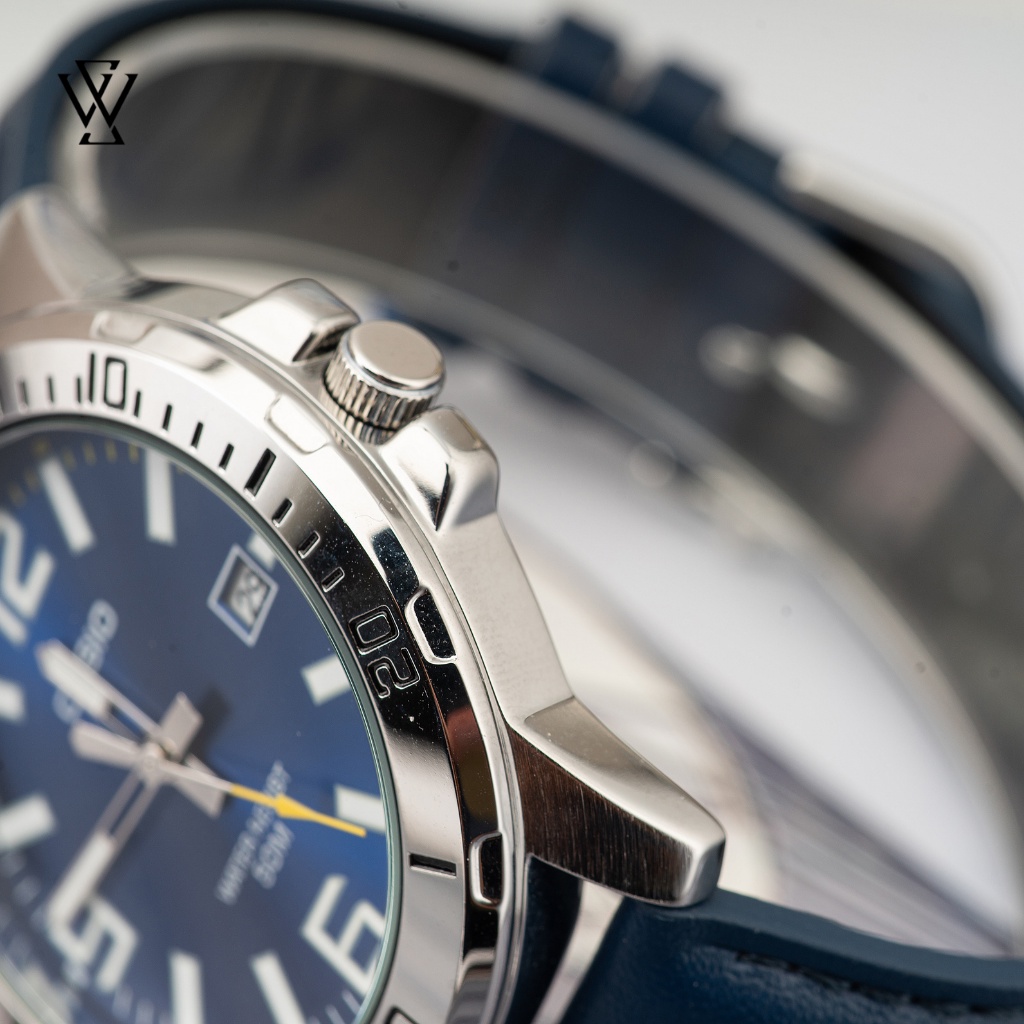 Đồng Hồ Quartz Nam Casio WATCHSTORE MTP-VD01L-2BVUDF Thiết Kế Kính Khoáng 45mm, Dây Đeo Da Và Vỏ Thép Không Gỉ