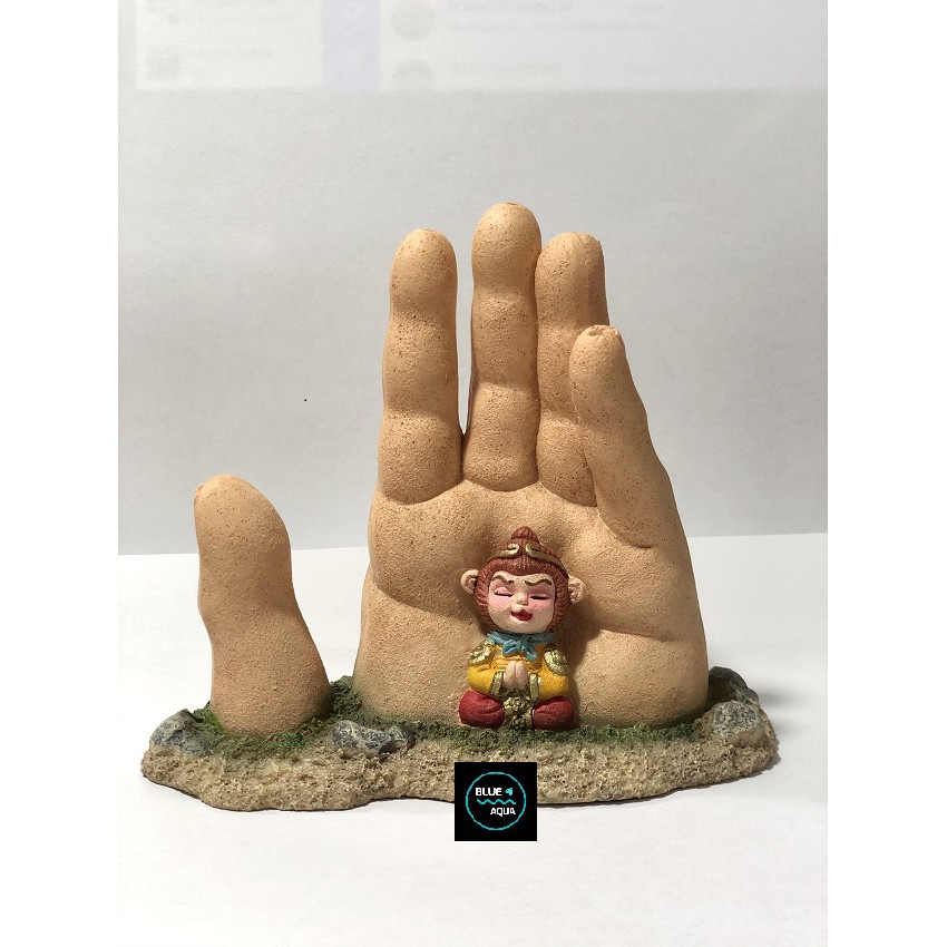 Trang Trí Hồ Cá Tôn Ngộ Không Sủi Oxi