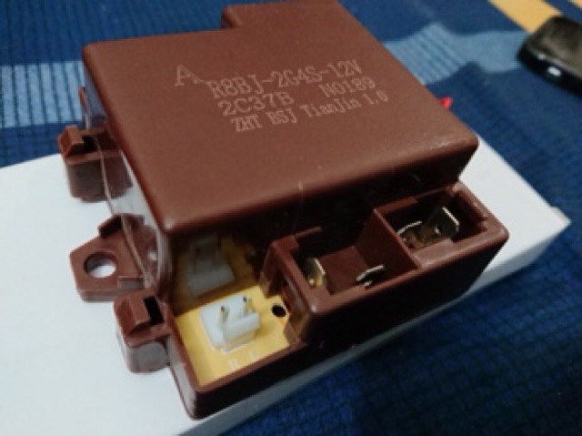Mạch ô tô điện trẻ em R8BJ-2G4S-12V