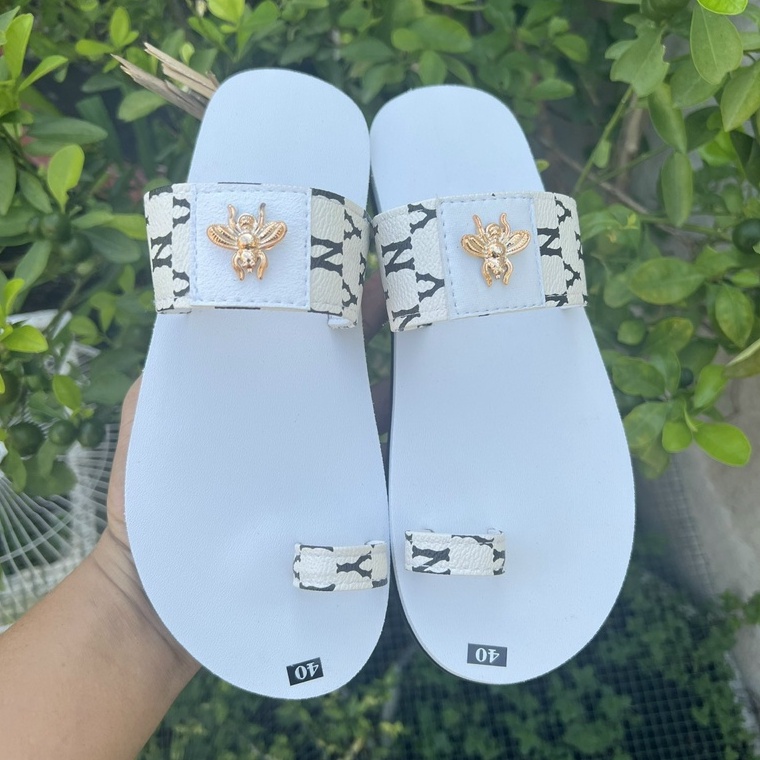 Dép xỏ ngón nữ đế bằng size từ 34 đến 42
