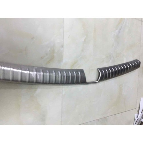 Bậc cốp trong Accent 2018 2019 Inox