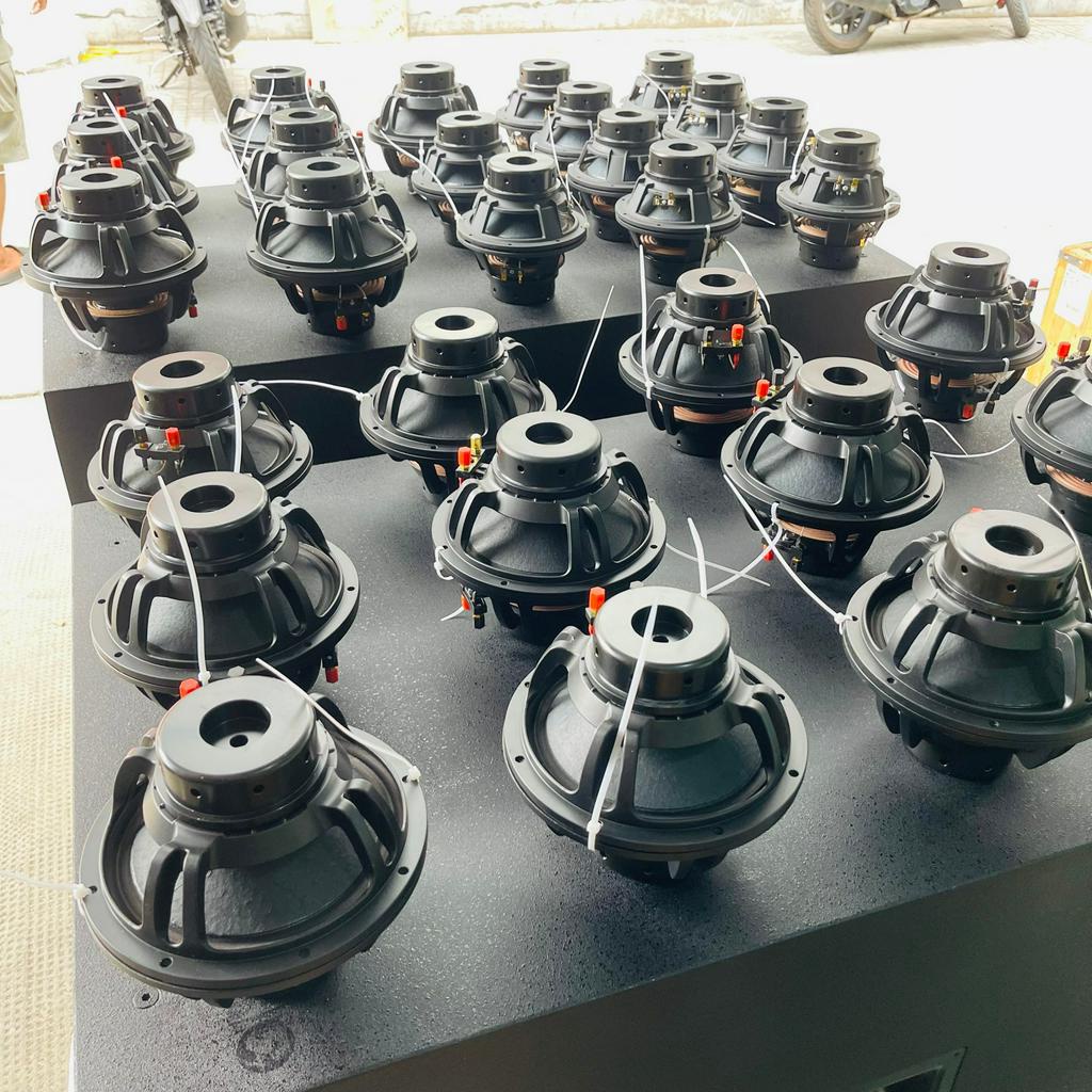 CẶP LOA BASS 16 COIL 65 VÀ BASS 20 COIL 65 TỪ NEO HÀNG LOẠI 1 TỪ TÍNH VÀ ĐỘ NHẠY CAO , TIẾNG CỰC SÁNG