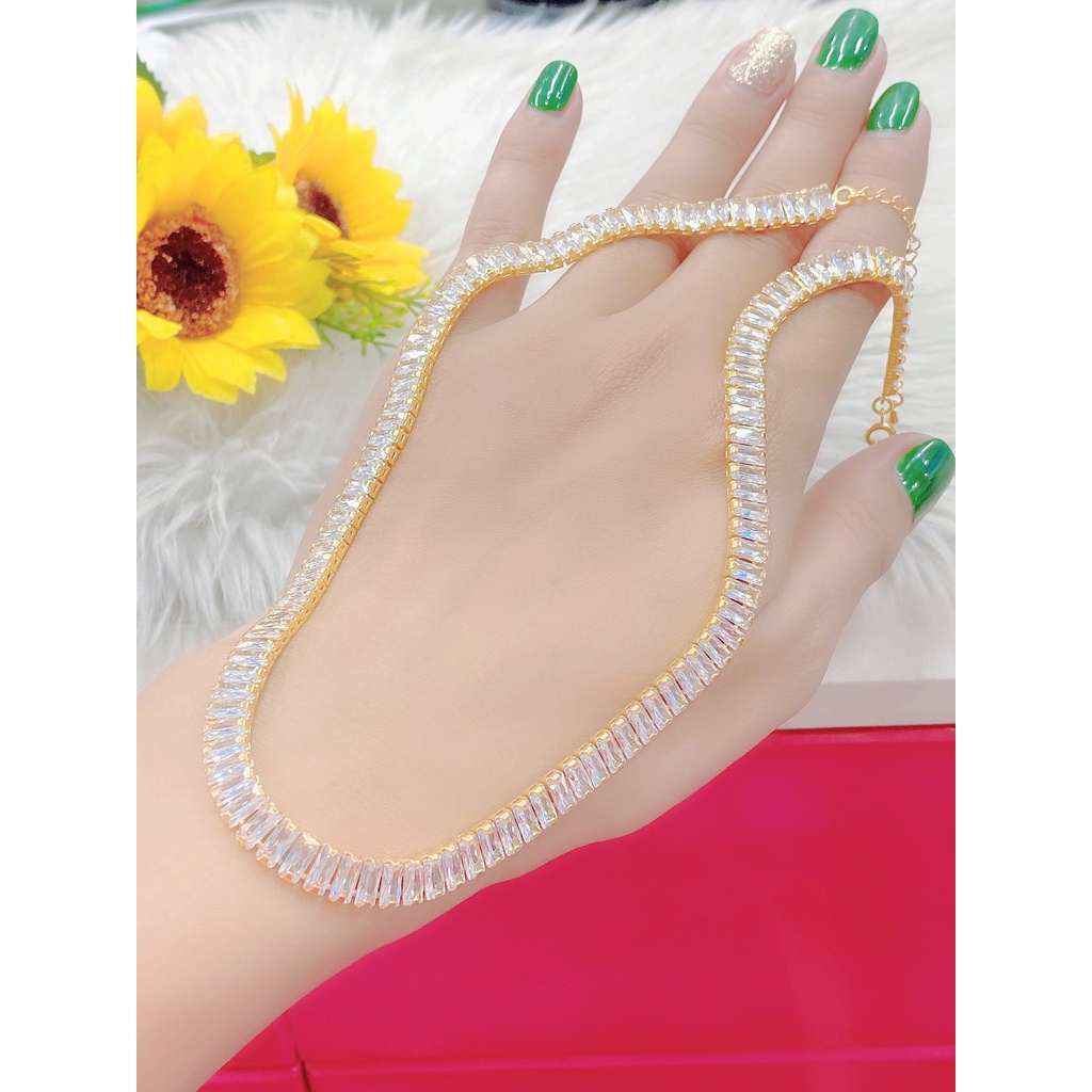 Dây chuyền nữ mạ 18K vàng trắng UHA cho độ sáng lấp lánh cao , bền màu DC59