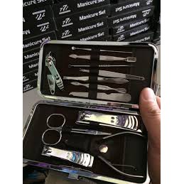 Bấm móng 12 món - giao màu ngẫu nhiên