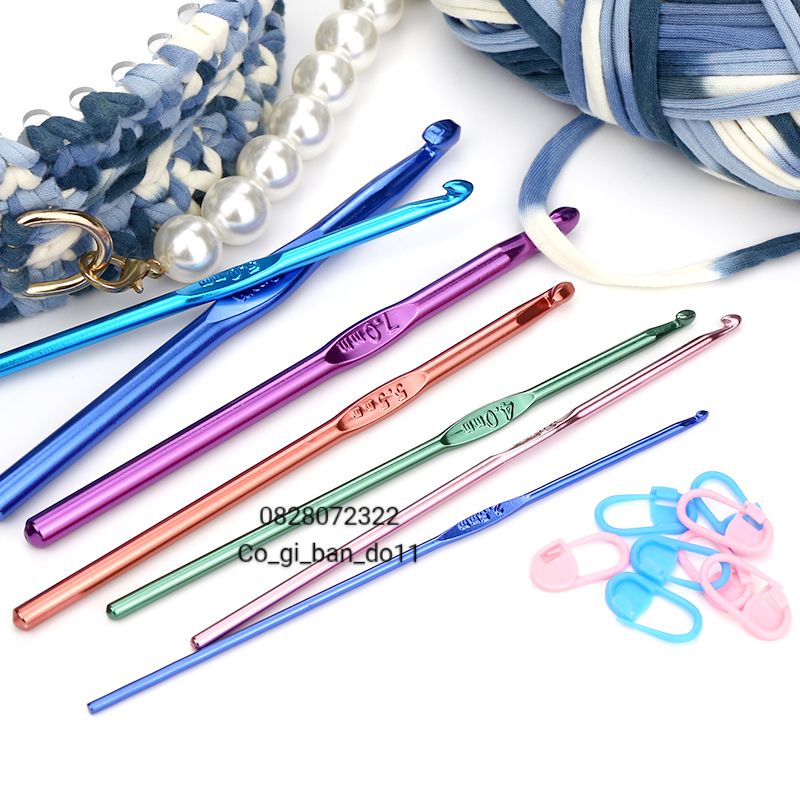 Bộ Kim Móc Len 22 Kim Kèm Túi Đựng, Kim Đánh Dấu, Kim Giữ Mũi Đan Và Bộ Ba Kim Vặn Thừng.