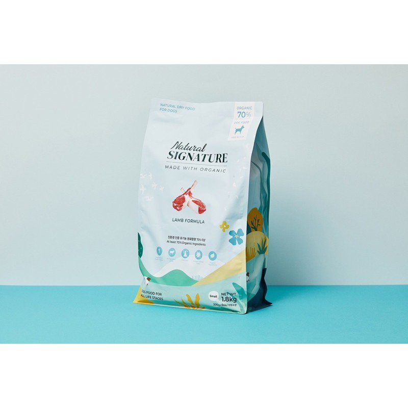 Thức ăn hạt hữu cơ Signature Natural cho chó đủ vị bịch 1.8 KG