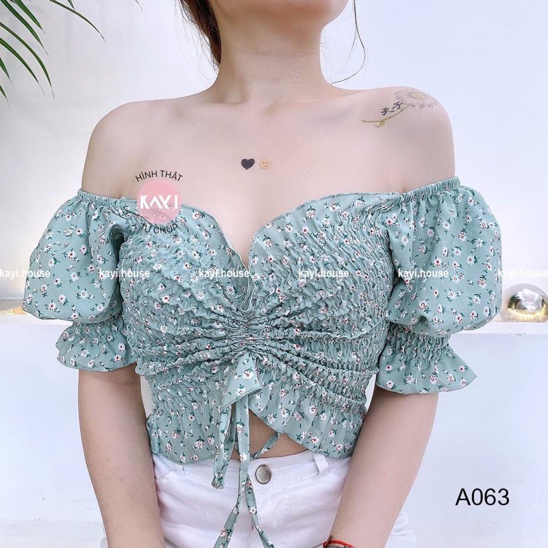 [Mã FAMAYWA giảm 10K đơn 50K] Áo croptop hoa nhún rút giữa tay ngắn - ảnh thật - A063 | BigBuy360 - bigbuy360.vn