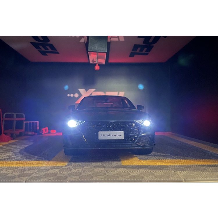 Mô hình xe sedan Audi A7L  tỉ lệ 1:18