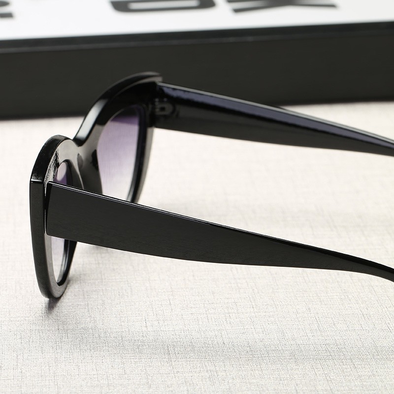 Kính râm phong cách cá tính