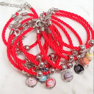 Vòng tay dây đỏ 15k mèo mini trong vòng tròn