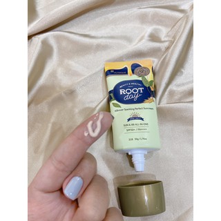 Kem trang điểm dưỡng da bb rootday