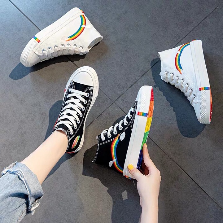 [Mã FAMAYWA2 giảm 10k đơn từ 50k] Giày cao cổ cầu vồng 2 màu đen trắng Mã CT150 | BigBuy360 - bigbuy360.vn