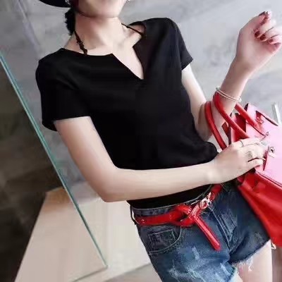 ÁO THUN NỮ TRƠN KARA-CỔ CHỮ V-MÀU TRẮNG+ĐEN+HỒNG