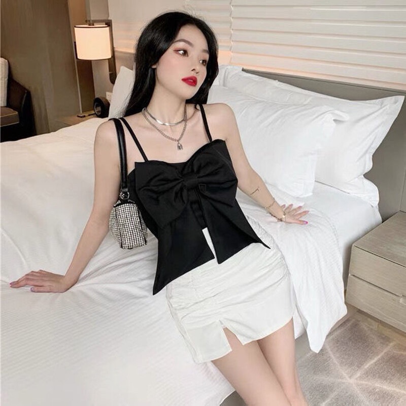 Áo hai dây IELGY ngắn ôm dáng thắt nơ xinh xắn thời trang mùa hè dành cho nữ