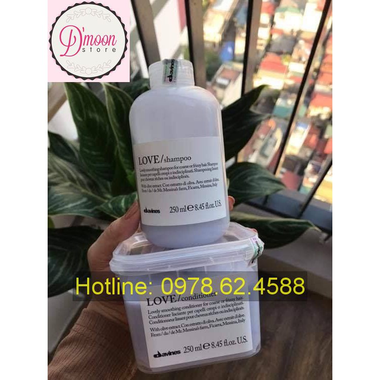 Bộ Dầu Gội Xả Davines Love Smoothing 250ML*2 Mềm Mượt Dành Cho Tóc Rối Xù Khó Vào Nếp