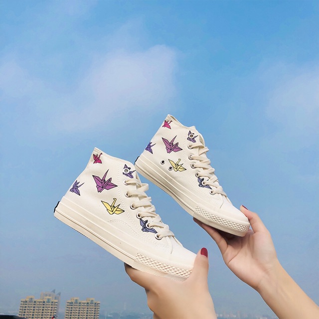 Giày sneaker cao cổ hạc giấy giày đổi màu khi ra nắng | BigBuy360 - bigbuy360.vn