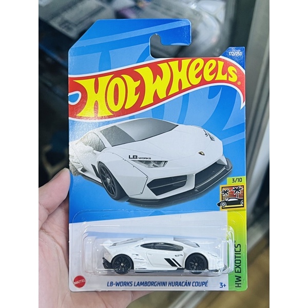 Hobby Store xe mô hình Hot Wheels basic Lamborghini Huracan LB-Works Các Loại