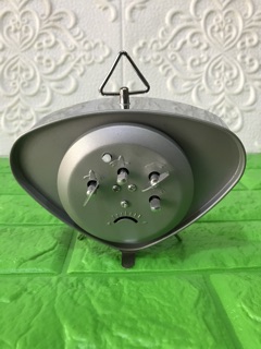 Đồng hồ con gà lên cót
