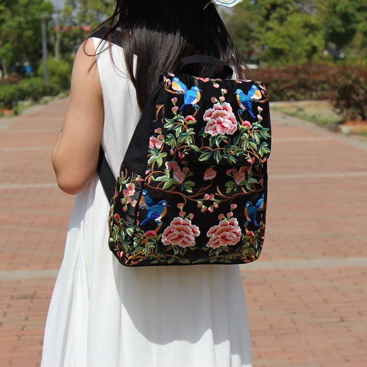 Balo vải phi thời trang thêu hoa form lớn đựng được laptop - T05BL16017