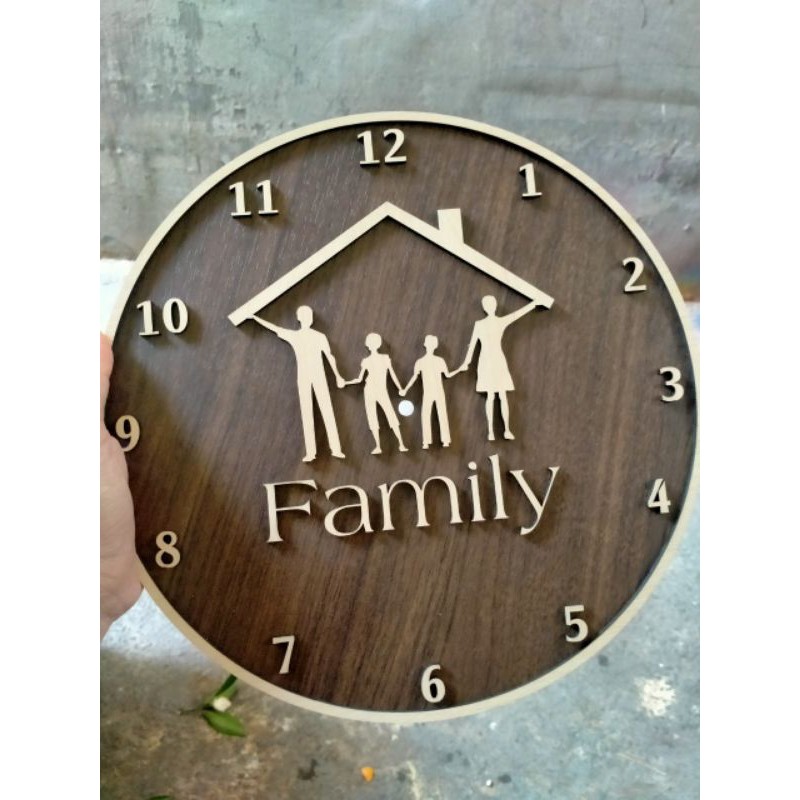 [ Rẻ Vô Địch] Đồng Hồ Treo Tường Family 30x30cm