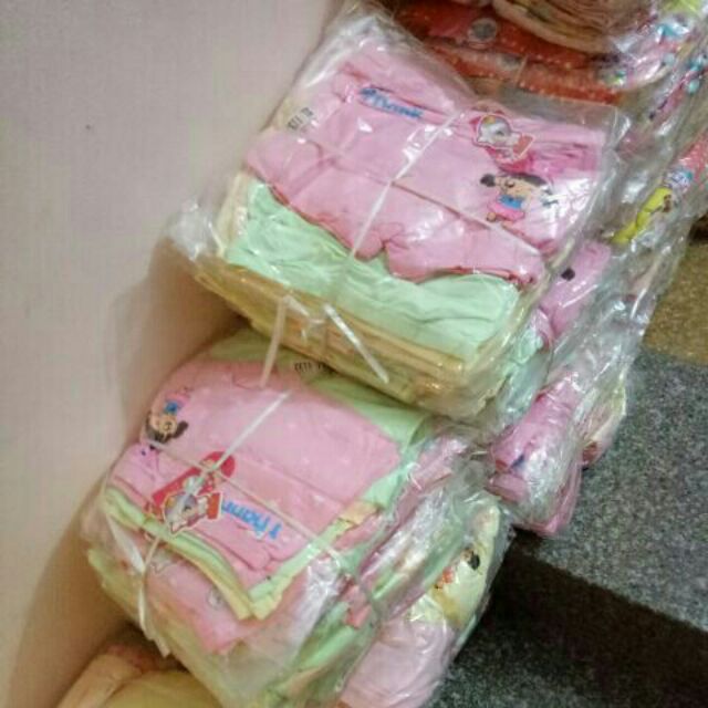 Quần lót bé gái