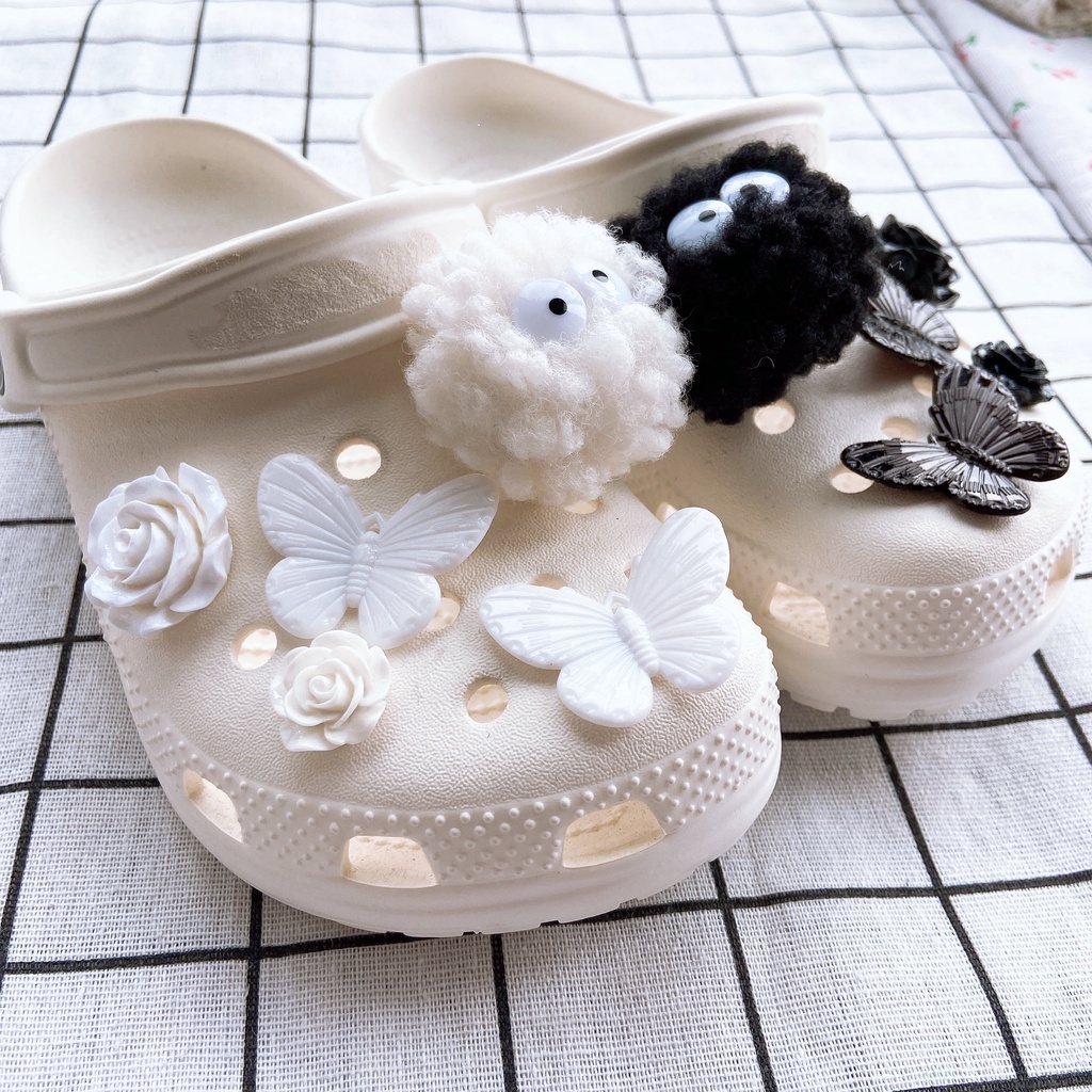 Bộ Phụ Kiện Khóa Giày baroque Màu Trắng Đen DIY jibz Crocs s Trang Trí Quyến Rũ