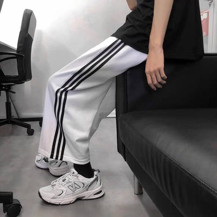 Quần line pants, MALTRIK, Quần dài 3 Sọc Unisex Nam Nữ ống suông  hottrend 2022 | BigBuy360 - bigbuy360.vn