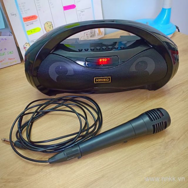 Loa Bluetooth Karaoke Xách Tay KM-S2 (Đen) Tặng Kèm 1 Mic Hát Có Dây Cắm Trực Tiếp,