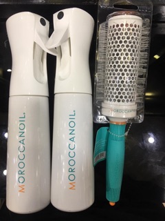 Khăn cắt tóc - bình xịt Moroccanoil
