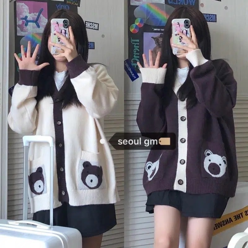 Áo Khoác Cadigan Gấu 2 Túi Nữ Màu Be Nâu Siêu Cute Áo Len Dài Tay From Rộng Dáng Dài Phù Hợp Đi Chơi Đi Dạo Phố
