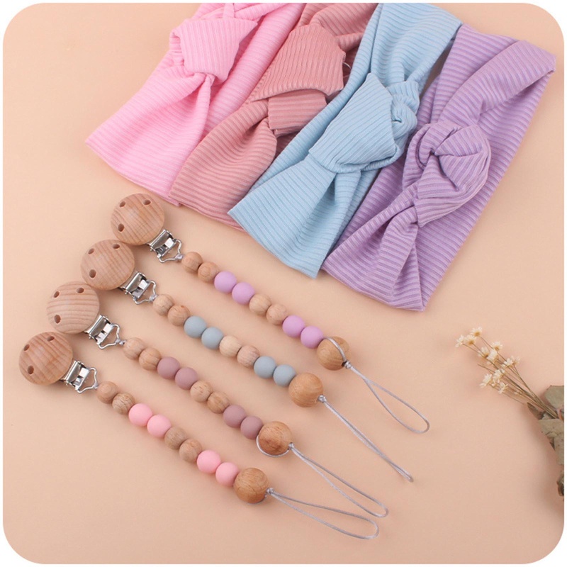 Bộ 2 Món Phụ Kiện Giá Đỡ Núm Vú Giả + Băng Đô Nơ Dễ Thương Cho Bé