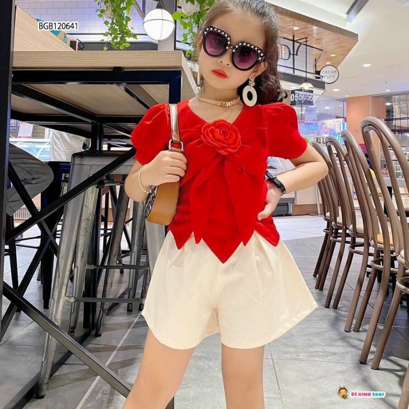 Bộ áo cotong quần lụa bé gái từ 12_20kg mặc đi học, đi chơi vô cùng thoải mái mà sang chảnh, bao chất, bao phom dáng.