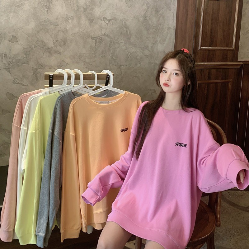 Áo thun trơn tay dài cổ tròn thiết kế trẻ trung hợp thời trang | BigBuy360 - bigbuy360.vn