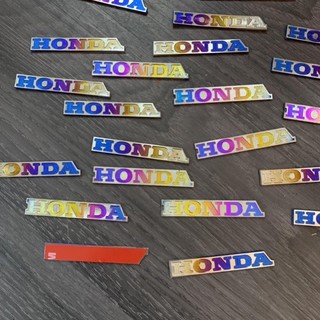 TEM TITAN CHỮ HONDA