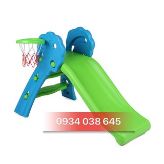 Cầu trượt cho trẻ em giúp bé tự tin và năng động, hòa đồng với mọi người