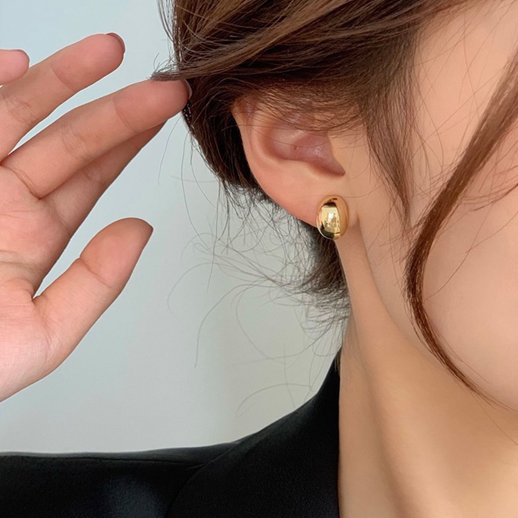 Khuyên Tai Kim Loại Hình Hạt Cà Phê Nhỏ Phong Cách Hàn Quốc