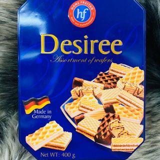 BÁNH ĐỨC HỘP THIẾC HF DESIREE / NOBLESSE - 400g