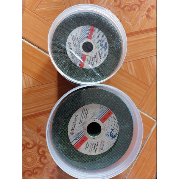 Đá cắt sắt,inox hiệu con cá 1 tấc và 1 tấc 2 hàng chuẩn loại 1