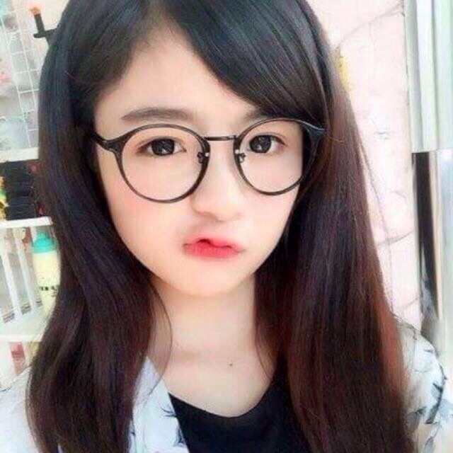kính giả cận có hộp đựng ngố form nhỏ