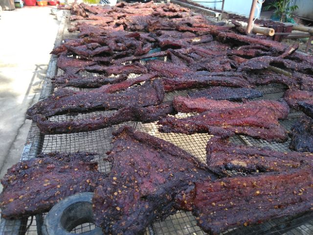 Thịt lợn gác bếp 500g tặng chẳm chéo | BigBuy360 - bigbuy360.vn