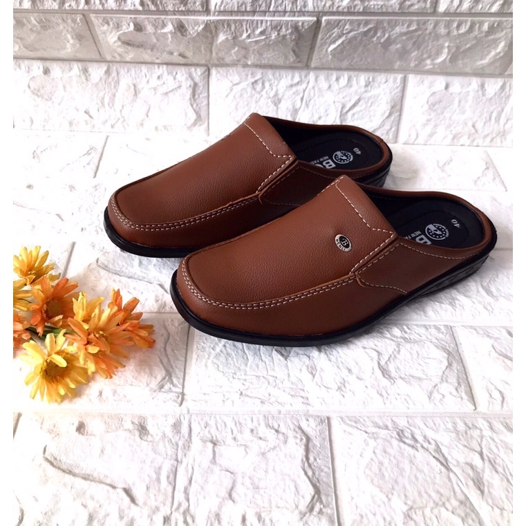 Giày không gót nam da mềm..phom chuẩn đẹp..mang êm chân..mã SP14..màu vàng bò..đế khâu sẵn rất chắc chắn