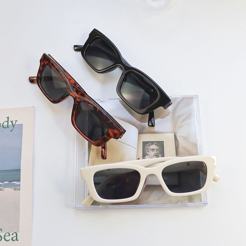 Kính Mát Hình Oval Tròng Vuông Bảo Vệ Khỏi Tia UV Cho Bé