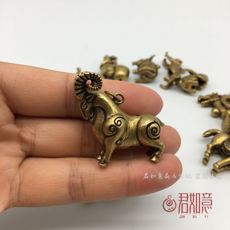 Tượng đồng mini phong thủy tượng dê linh vật tuổi mùi trang trí nhà cửa