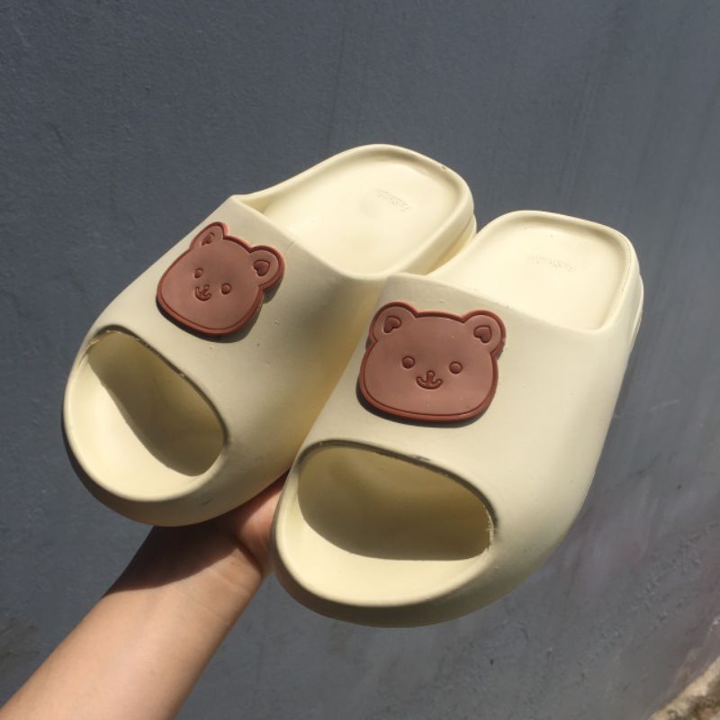 Dép Bánh mì gấu siêu cute, Dép quai ngang nữ độn đế chống trơn trượt.