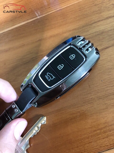 Ốp khoá xe Hyundai Accent, Kona & Santafe 2020 Bao da chìa khóa